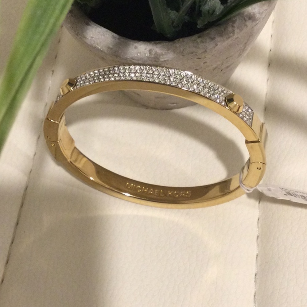 NWT Michael Kors Gold Tone Pave Bracelet - Picture 14 of 16